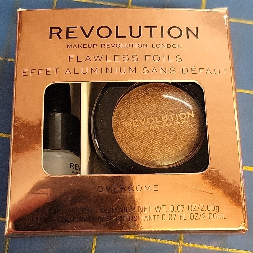 Revolution Eyeshadow Palette - Overcome New Kit
